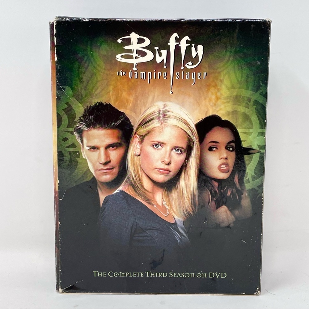 Buffy the Vampire Slayer 6-Disc Collector's Edition DVD Set
